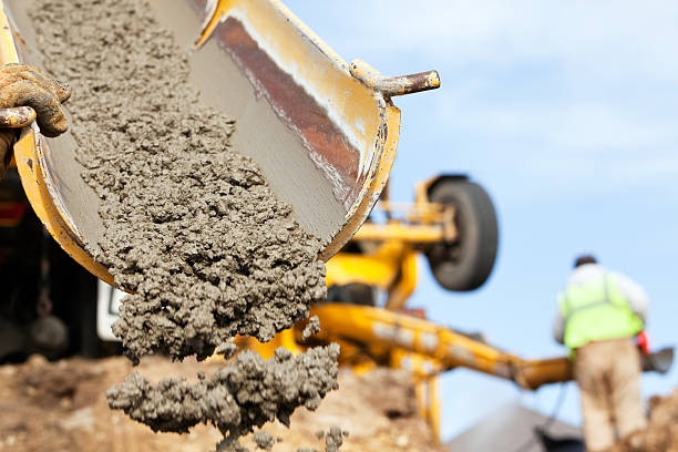 Best Commercial Concrete Services in Mantachie, MS